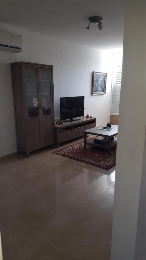 Room Near Sheba Medical Center, And Bar Ilan, And Tlv Airport Qiryat Ono Экстерьер фото